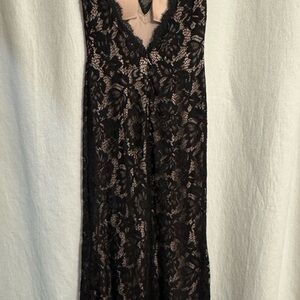 Betsy & Adam Black Lace Maxi Dress